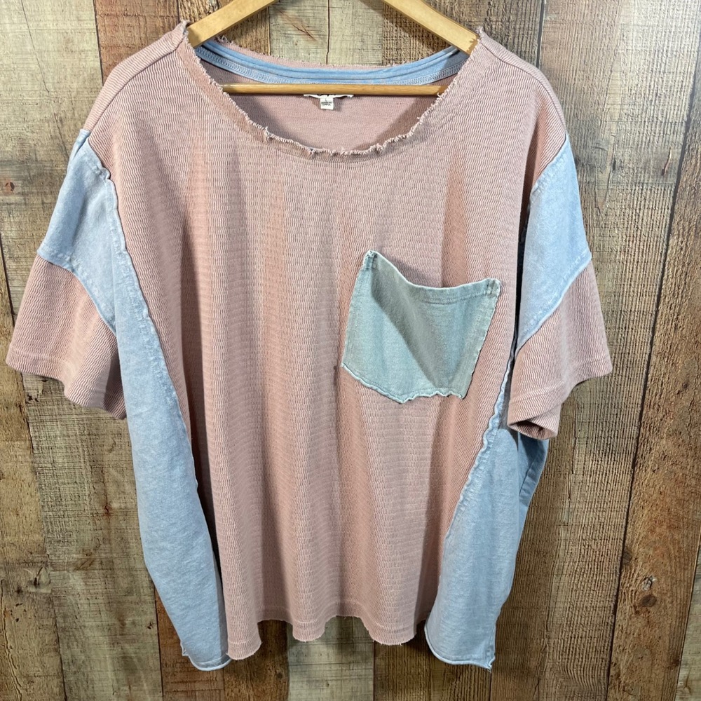 Blue Velvet Pink Blue Colorblock Peace Sign Raw Edge Pocket Tee Shirt Large